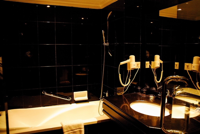 Imagen de la habitación del Hotel Orient D'Angkor. Foto 12