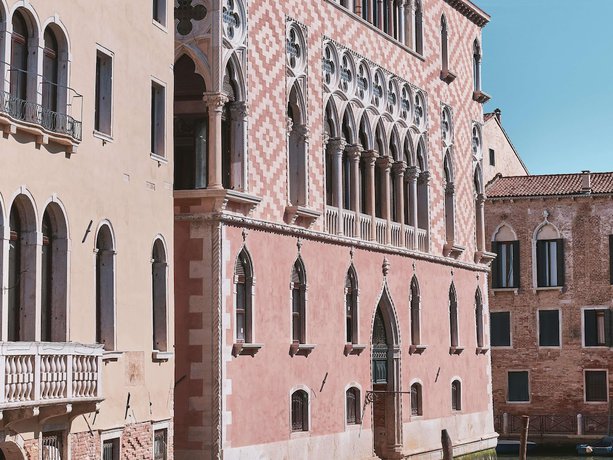 Imagen general del Hotel Orient Express Venezia. Foto 1
