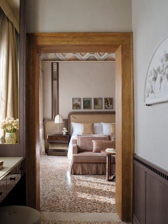 Imagen de la habitación del Hotel Orient Express Venezia. Foto 14