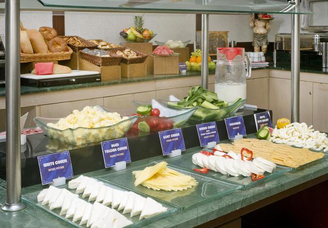 Imagen general del Hotel Orient Express and Spa By Orka Hotels. Foto 3