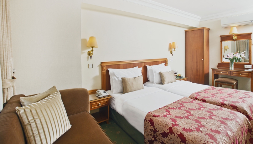 Imagen de la habitación del Hotel Orient Express and Spa By Orka Hotels. Foto 12