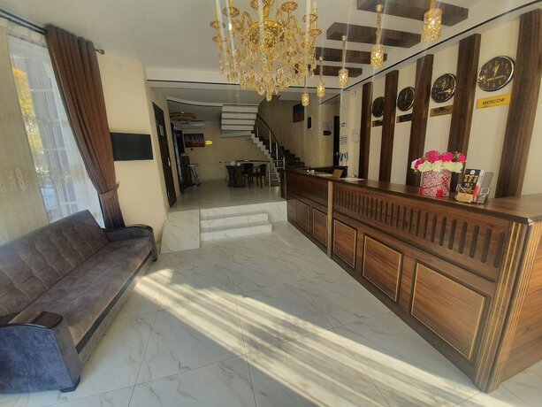 Imagen general del Hotel Orient Grand. Foto 4