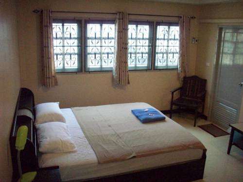 Imagen de la habitación del Hotel Orient House. Foto 4