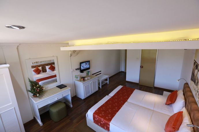 Imagen de la habitación del Hotel Orient, Kebillawela. Foto 16