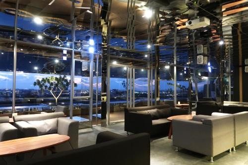 Imagen de la habitación del Hotel Orient Luxury. Foto 6