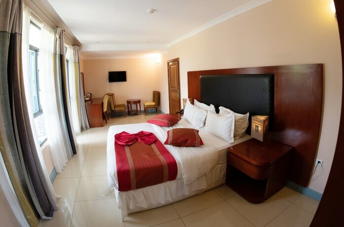 Imagen general del Hotel Orient Park. Foto 6