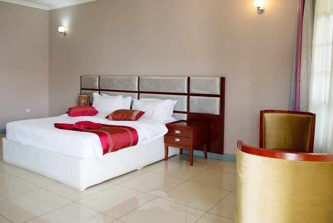 Imagen de la habitación del Hotel Orient Park. Foto 25