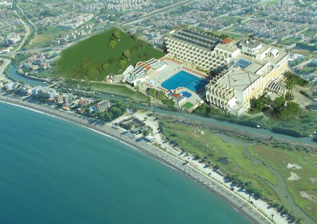 Imagen general del Hotel Orient Resort. Foto 1