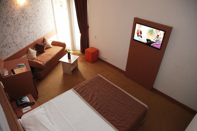 Imagen de la habitación del Hotel Orient Resort. Foto 11