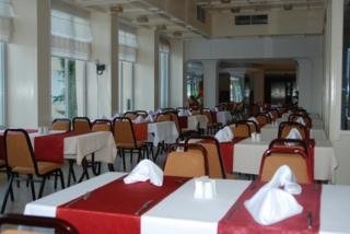 Imagen del bar/restaurante del Hotel Orient Resort Hotel. Foto 3
