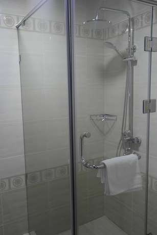Imagen de la habitación del Hotel Orient Star. Foto 16