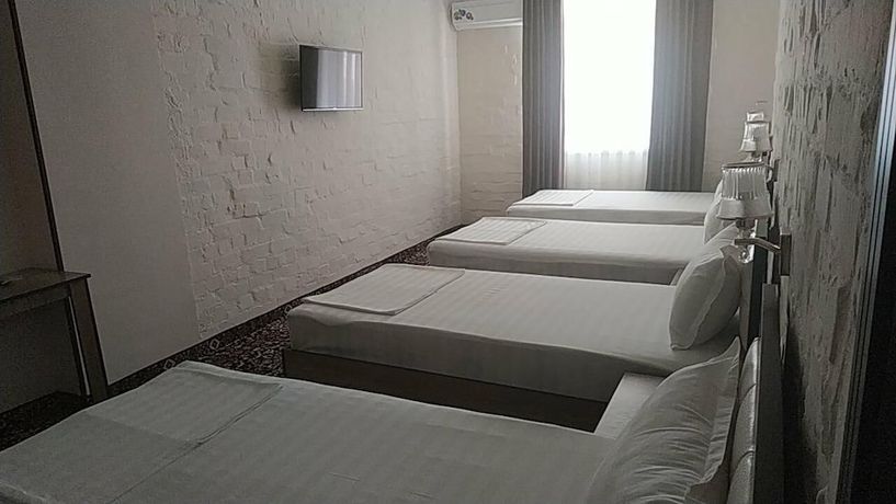 Imagen de la habitación del Hotel Orient Star. Foto 17