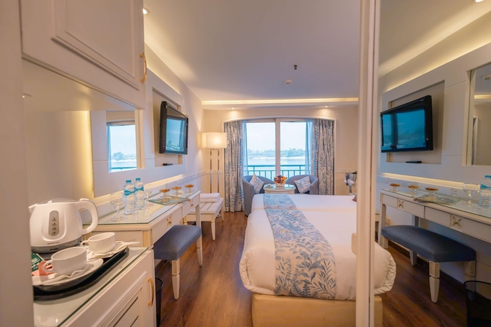 Imagen de la habitación del Hotel Orient Tower Prestige Nile Cruise &ndash; Every Monday from Luxor for 4 and 7 Nights | Every Friday from A. Foto 2