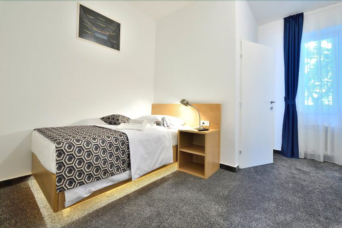 Imagen de la habitación del Hotel Orient Zagreb. Foto 12