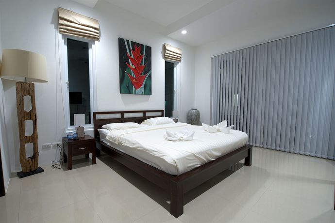 Imagen de la piscina del Hotel Oriental Beach Pearl Resort. Foto 11