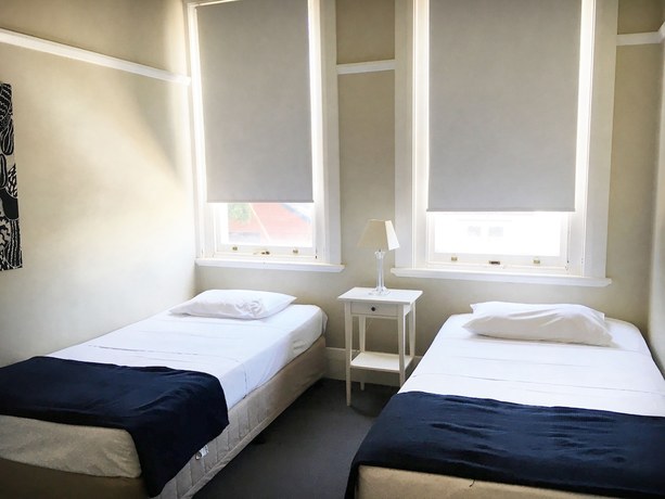 Imagen de la habitación del Hotel Oriental. Foto 8