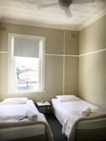 Imagen de la habitación del Hotel Oriental. Foto 16