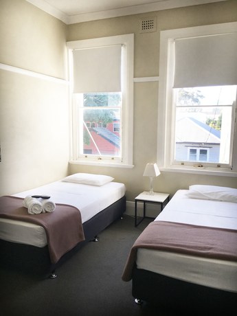 Imagen de la habitación del Hotel Oriental. Foto 18