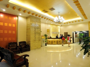 Imagen de los interiores del Hotel Oriental. Foto 5