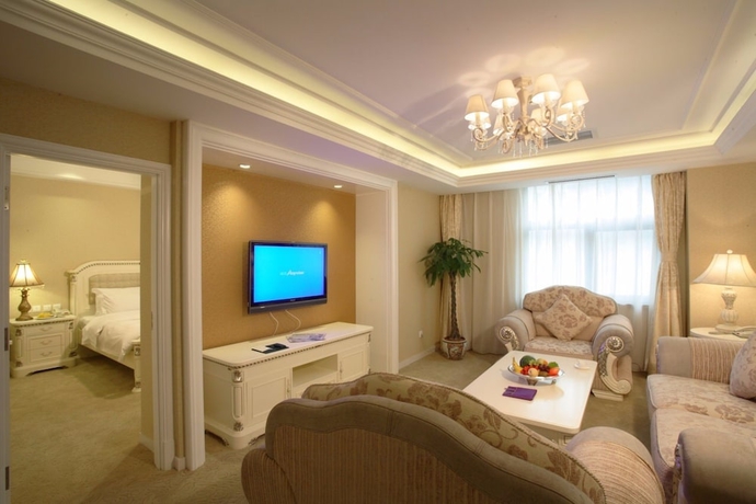 Imagen de la habitación del Hotel Oriental Garden. Foto 15