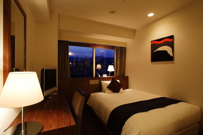 Imagen de la habitación del Hotel Oriental Hiroshima. Foto 5