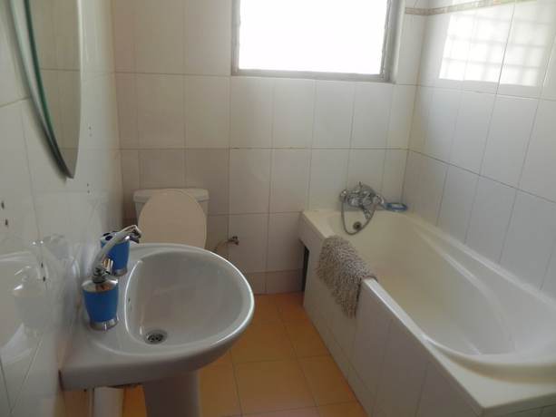 Imagen de la habitación del Hotel Oriental North Legon. Foto 2