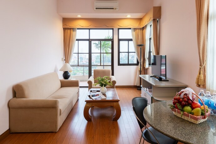 Imagen de la habitación del Hotel Oriental Palace, Hanoi. Foto 28