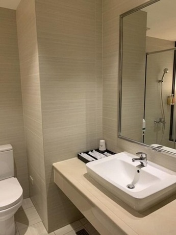 Imagen general del Hotel Oriental Pearl International. Foto 4