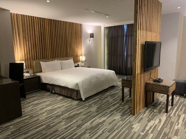 Imagen de la habitación del Hotel Oriental Pearl International. Foto 15