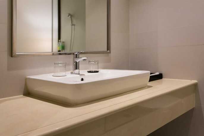 Imagen de la habitación del Hotel Oriental Pearl International. Foto 24