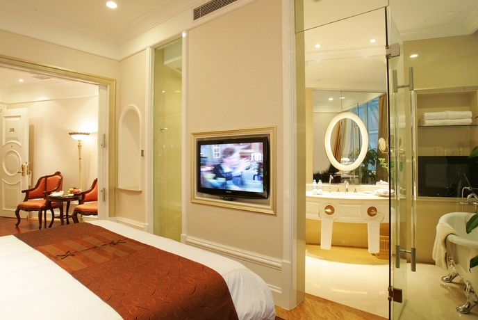 Imagen de la habitación del Hotel Oriental Riverside. Foto 6