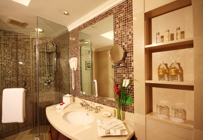 Imagen de la habitación del Hotel Oriental Riverside. Foto 8