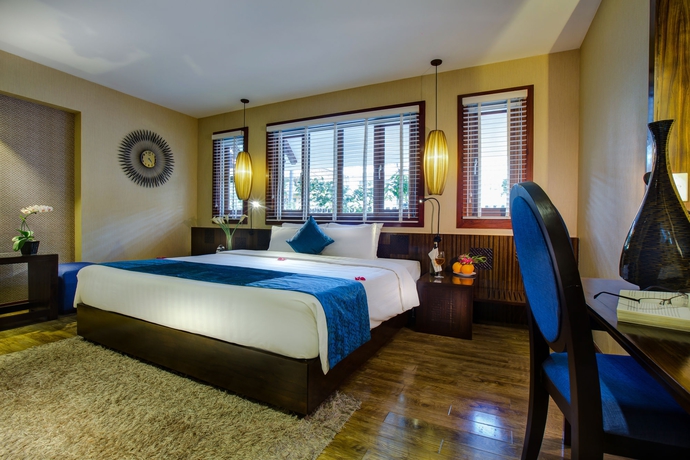 Imagen de la habitación del Hotel Oriental Suite and Spa. Foto 4