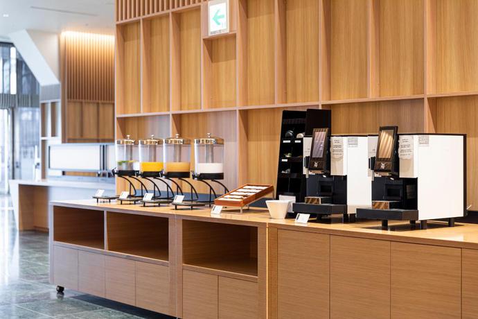 Imagen del bar/restaurante del Hotel Oriental Suites Airport Osaka Rinku. Foto 4