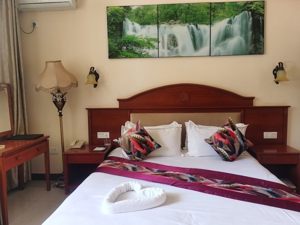 Imagen de la habitación del Hotel Oriental Swan Livingstone. Foto 9