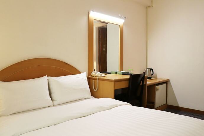 Imagen general del Hotel Oriental, Tainan. Foto 2