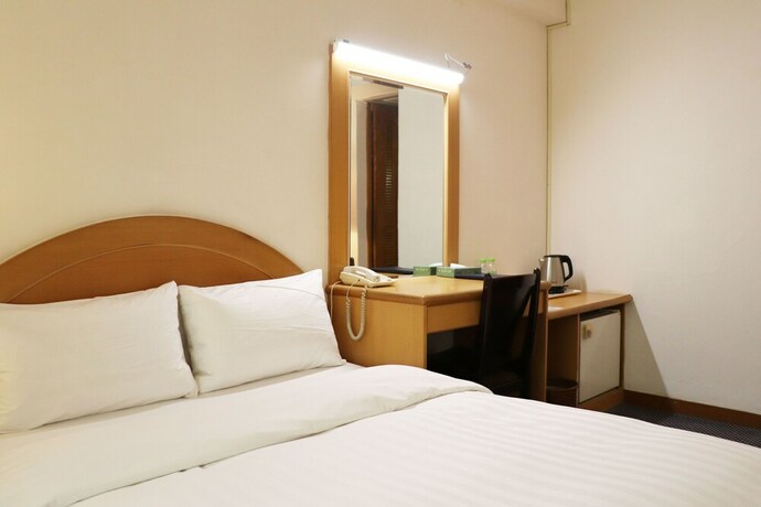 Imagen de la habitación del Hotel Oriental, Tainan. Foto 32