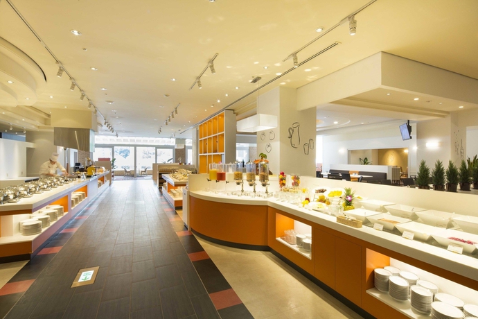 Imagen del bar/restaurante del Hotel Oriental Tokyo Bay. Foto 4