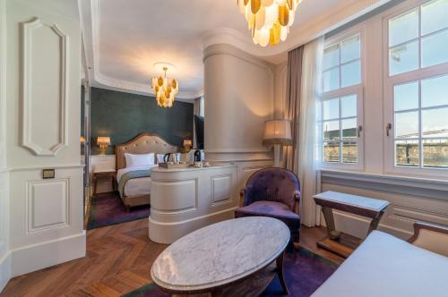 Imagen de la habitación del Hotel Orientbank Istanbul, Autograph Collection. Foto 7