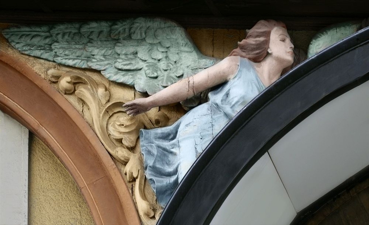 Imagen de los interiores del Hotel Oriente Atiram. Foto 15