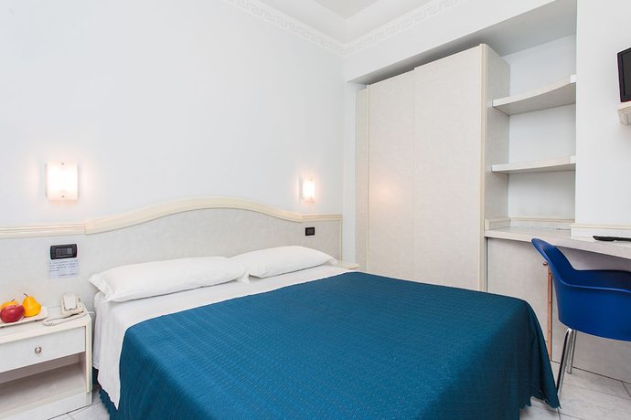 Imagen de la habitación del Hotel Oriente, Cervia. Foto 15