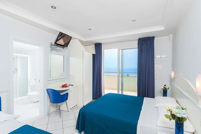 Imagen de la habitación del Hotel Oriente, Cervia. Foto 18