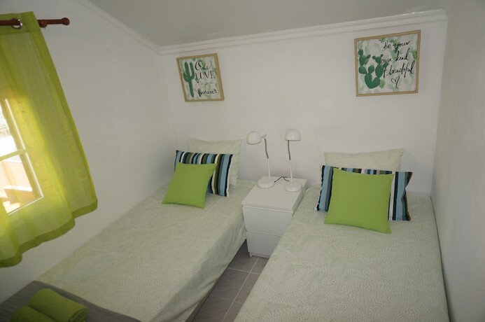 Imagen general del Hotel Oriente DNA Studios and Rooms. Foto 2