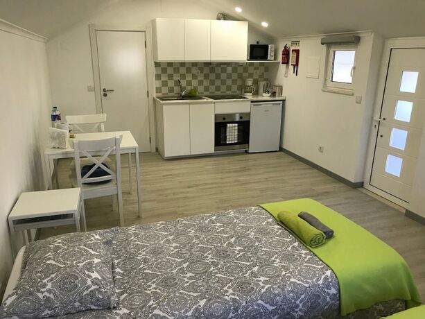 Imagen de la habitación del Hotel Oriente DNA Studios and Rooms. Foto 11