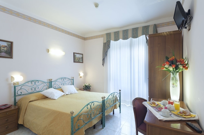 Imagen de la habitación del Hotel Oriente, Roma. Foto 14