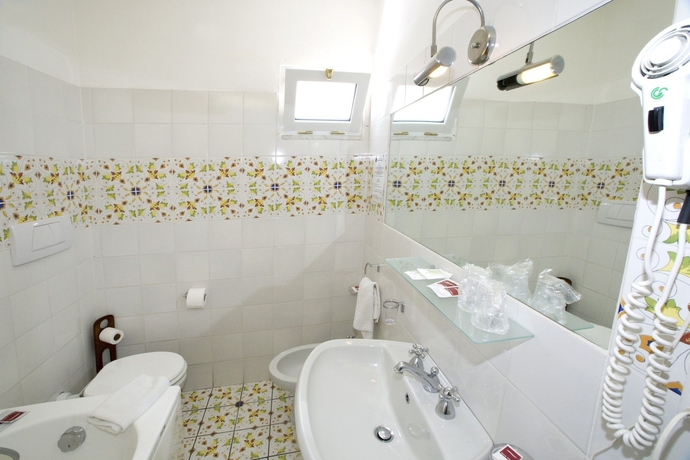 Imagen de la habitación del Hotel Oriente, Vico Equense. Foto 2