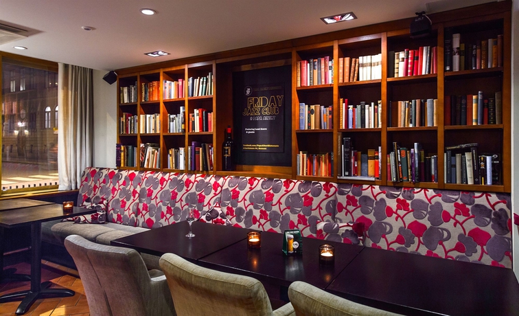 Imagen de los interiores del Hotel Original Sokos Albert. Foto 15