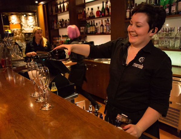 Imagen del bar/restaurante del Hotel Original Sokos Kimmel. Foto 8