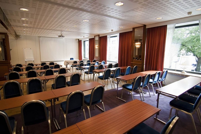 Imagen de los interiores del Hotel Original Sokos Royal Vaasa. Foto 12