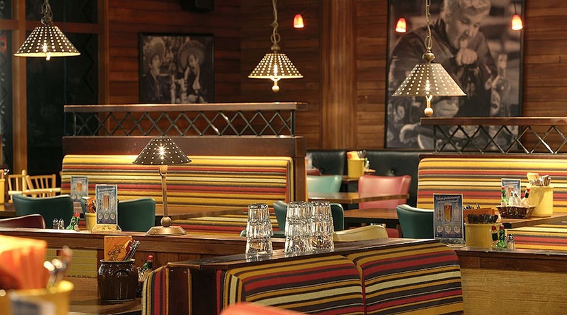 Imagen del bar/restaurante del Hotel Original Sokos Vaakuna, VAASA. Foto 3